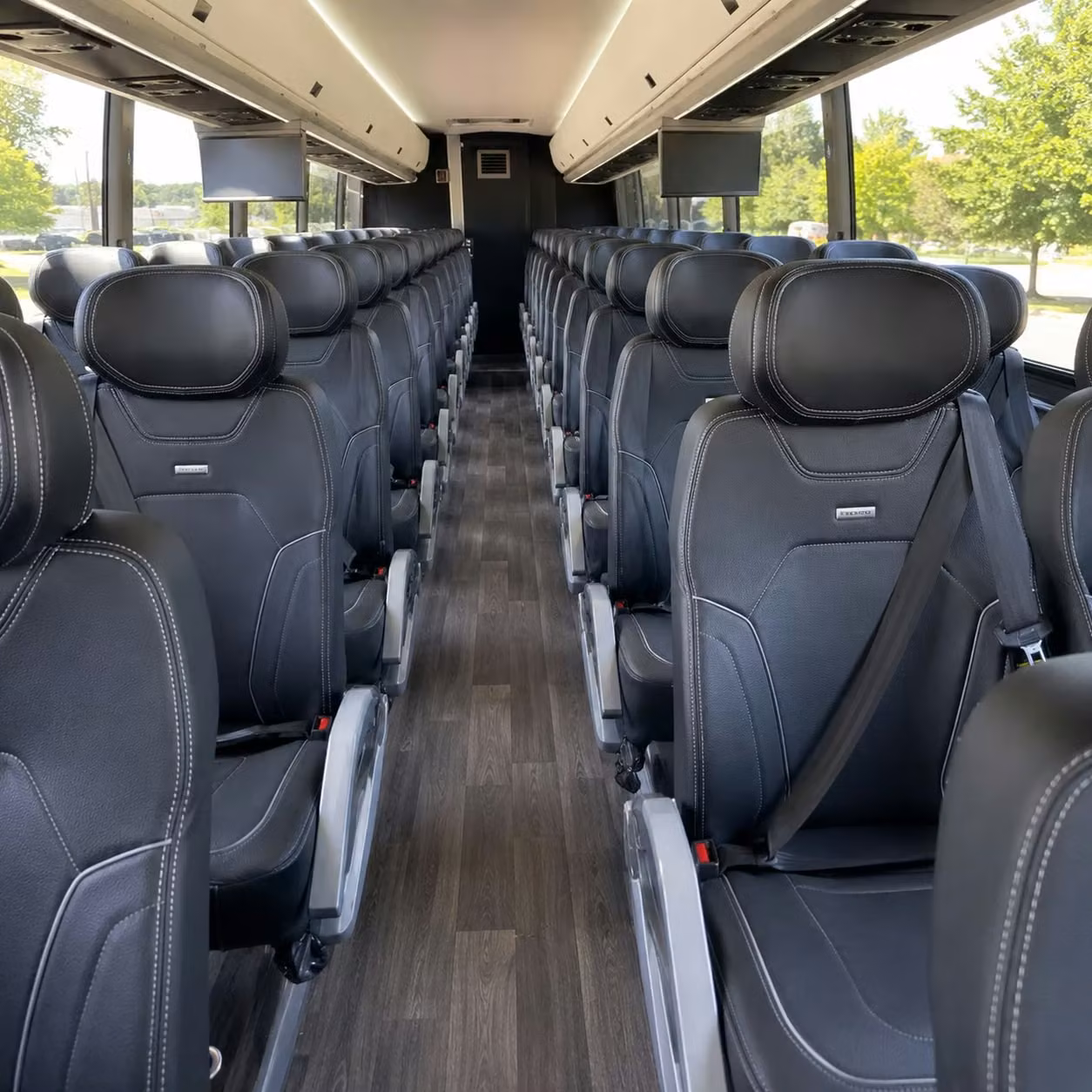charter bus airport transfers for corporate groups and convention delegates in scottsdale