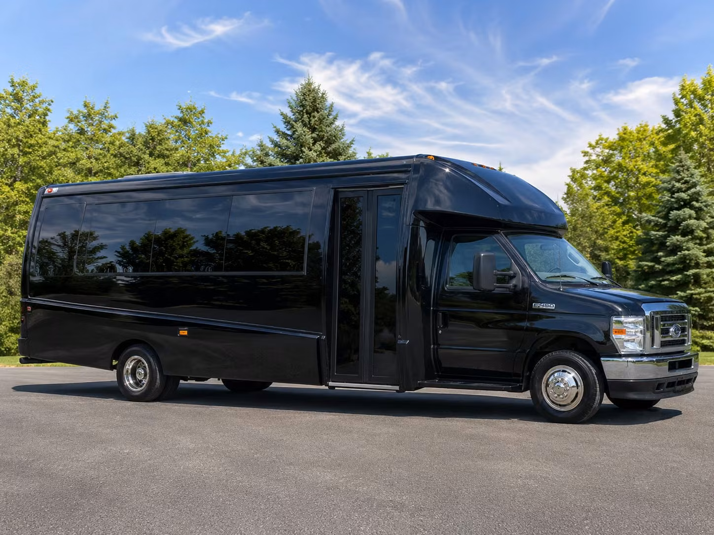 minibus rentals for smaller concert groups in scottsdale